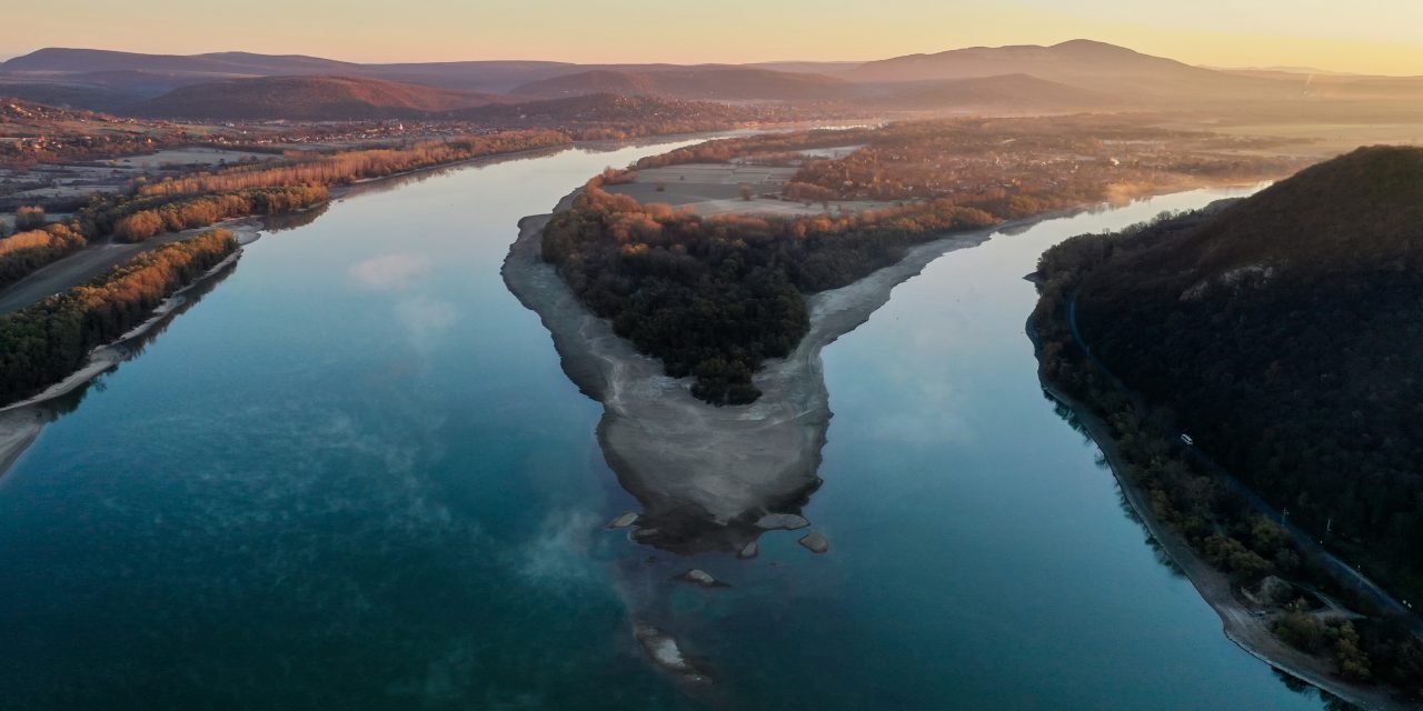 Kisoroszi szigetcsúcs alacsony Duna vízállásnál